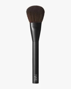 #16 Blush Brush