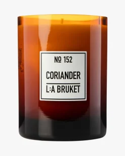 152 Scented Candle Coriander