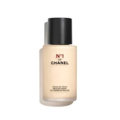 CHANEL N°1 De Chanel Revitalizing Foundation Illuminates - Moisturizes - Protects - Fredrik & Louisa