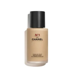 CHANEL N°1 De Chanel Revitalizing Foundation Illuminates - Moisturizes - Protects - Fredrik & Louisa