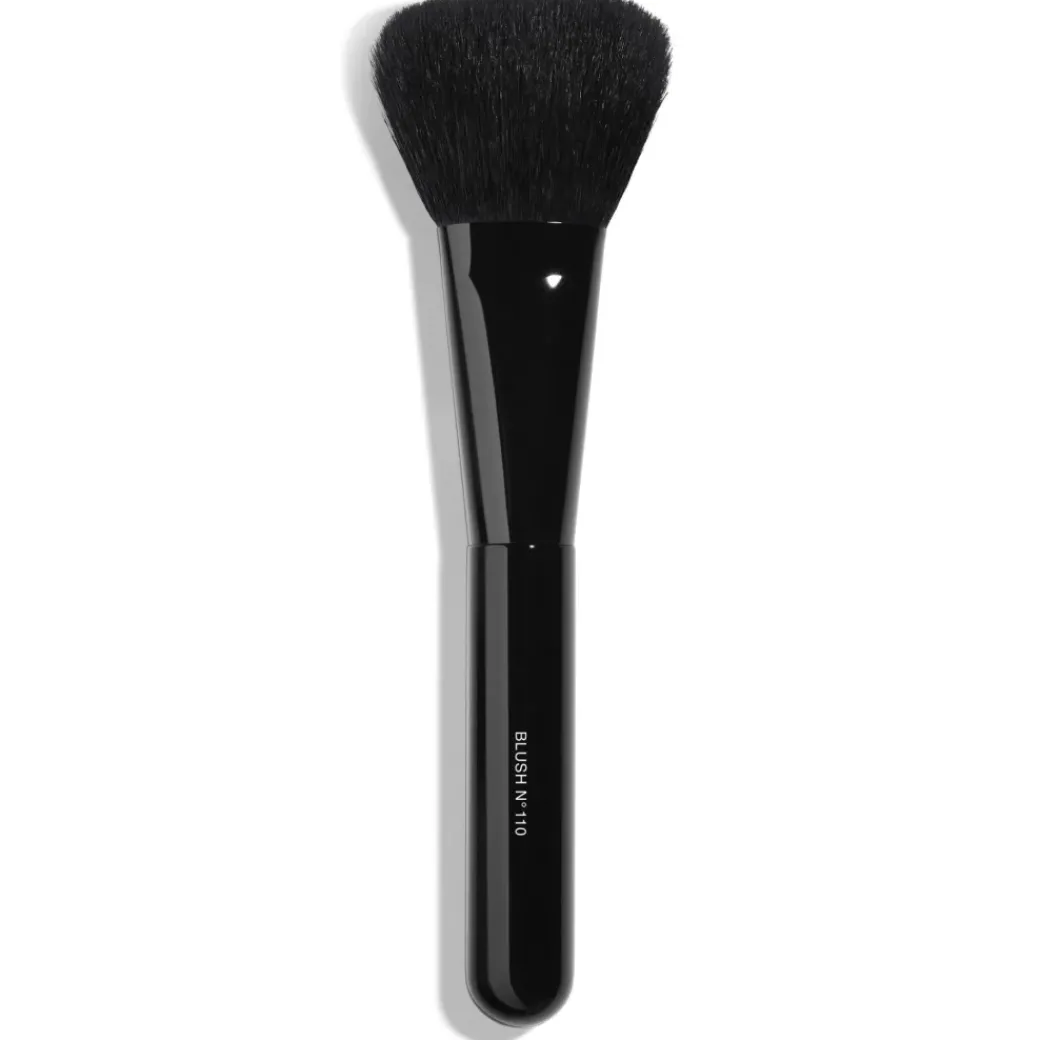 CHANEL Pinceau Blush N°110 Blush Brush - Fredrik & Louisa