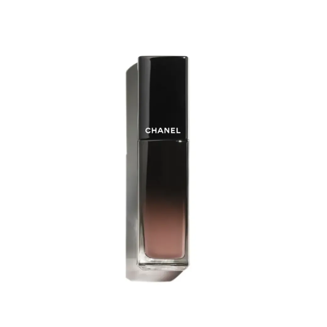 CHANEL Rouge Allure Laque Ultrawear Shine Liquid Lip Colour - Fredrik & Louisa