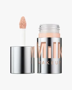 Future Fluid Creamy Hydrating Concealer 8,5 ml