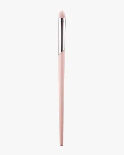 Precise Definition Eyeshadow Brush 220