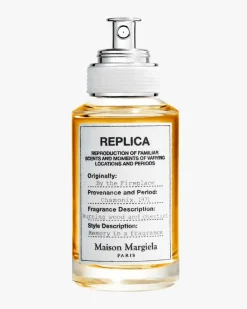 Replica By The Fireplace EdT